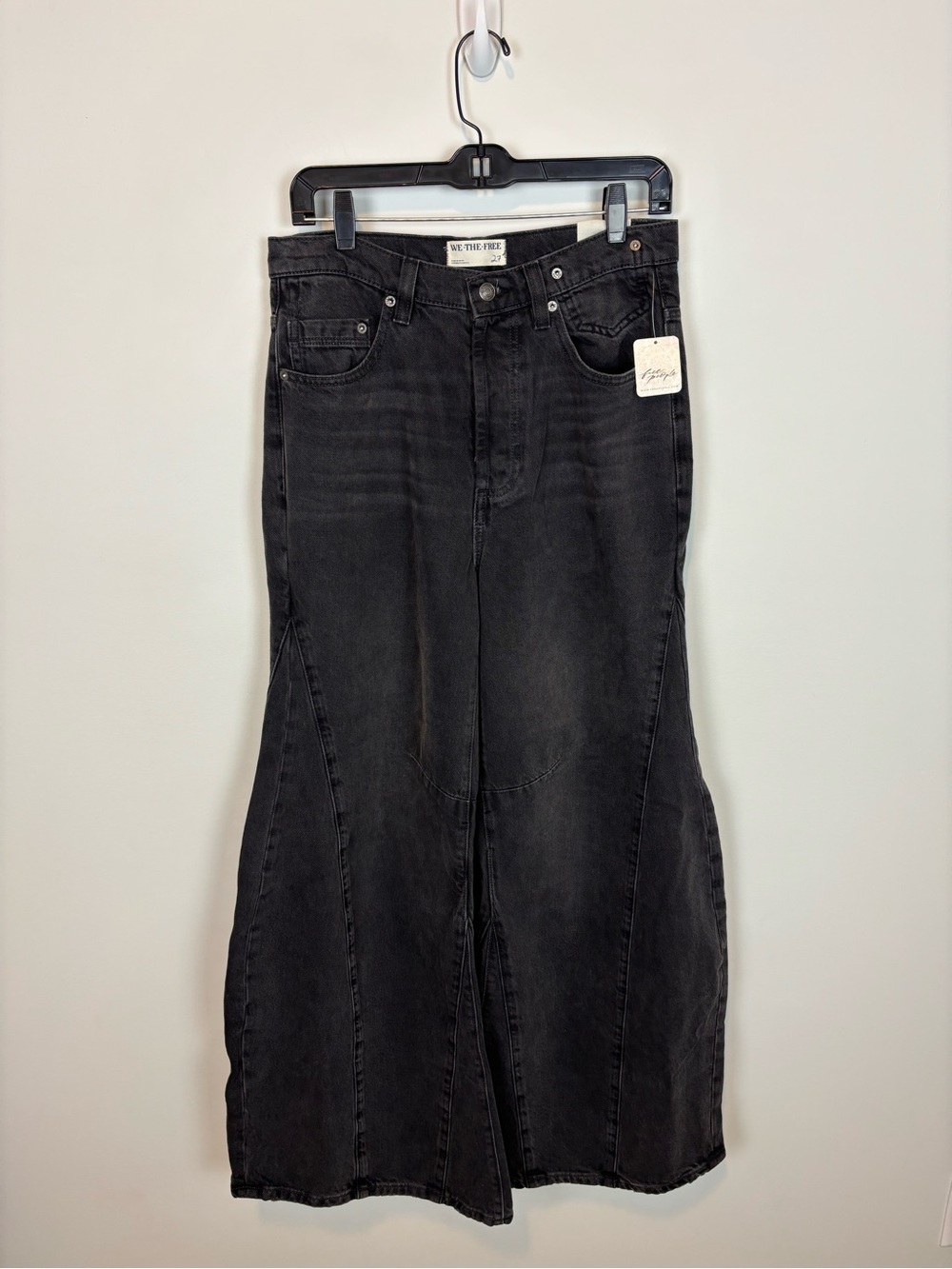 Free People Eden High Slouchy Flare Jeans in 11th Hour Size 27 - Picture 3 of 14